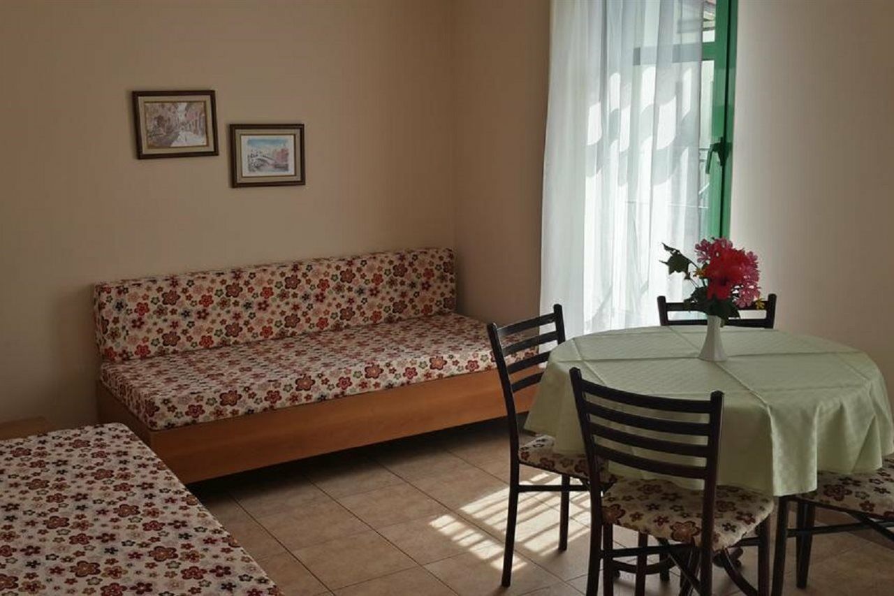 Avlu Apartments 1 อิคเมเลอร์ ภายนอก รูปภาพ